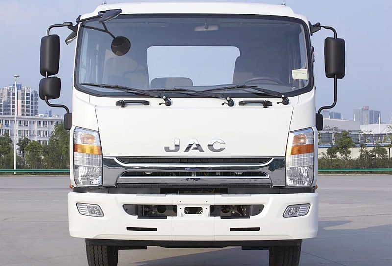 вантажний автомобіль JAC N56