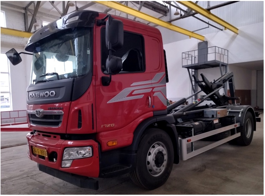 TAM T12-4700