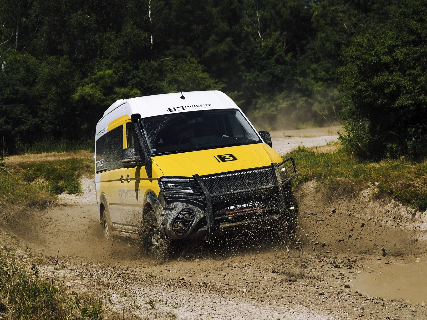 4x4 HD З ПОНИЖУЮЧОЮ ПЕРЕДАЧЕЮ